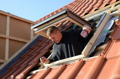 Pose de fenêtres de toit Velux à la Folie